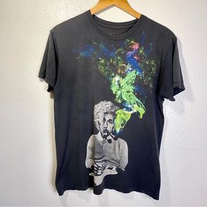 Albert Einstein Cosmic Pipe Smoke Science Tee Size Medium